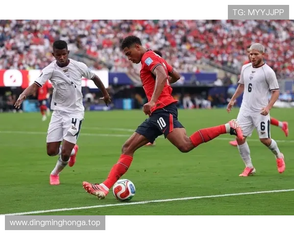 克罗地亚小组赛进程:从4-2失利到2-1晋级 克罗地亚小组赛进程:从4-2失利到2-1晋级